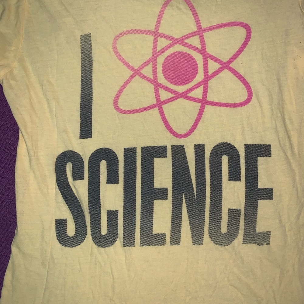 🎀 I A(to)m Science Tee - Picture 2 of 3